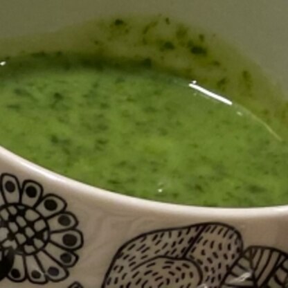 緑があざやかで、栄養満点なスープになりました！